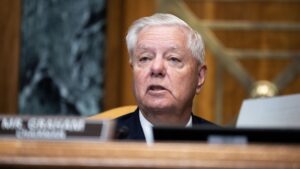 US Senator Lindsey Graham, 71, Dies of ‘Sudden Illness’ Conspiracy Theories Emerge After Death of Prominent Iran War Hawk