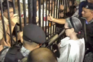 Sonia Gandhi Meets Detained Priyanka Gandhi At Delhi Police Station