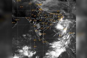 IMD Storm Alert: 22 States Brace for Heavy Rains, 70 km/h Winds